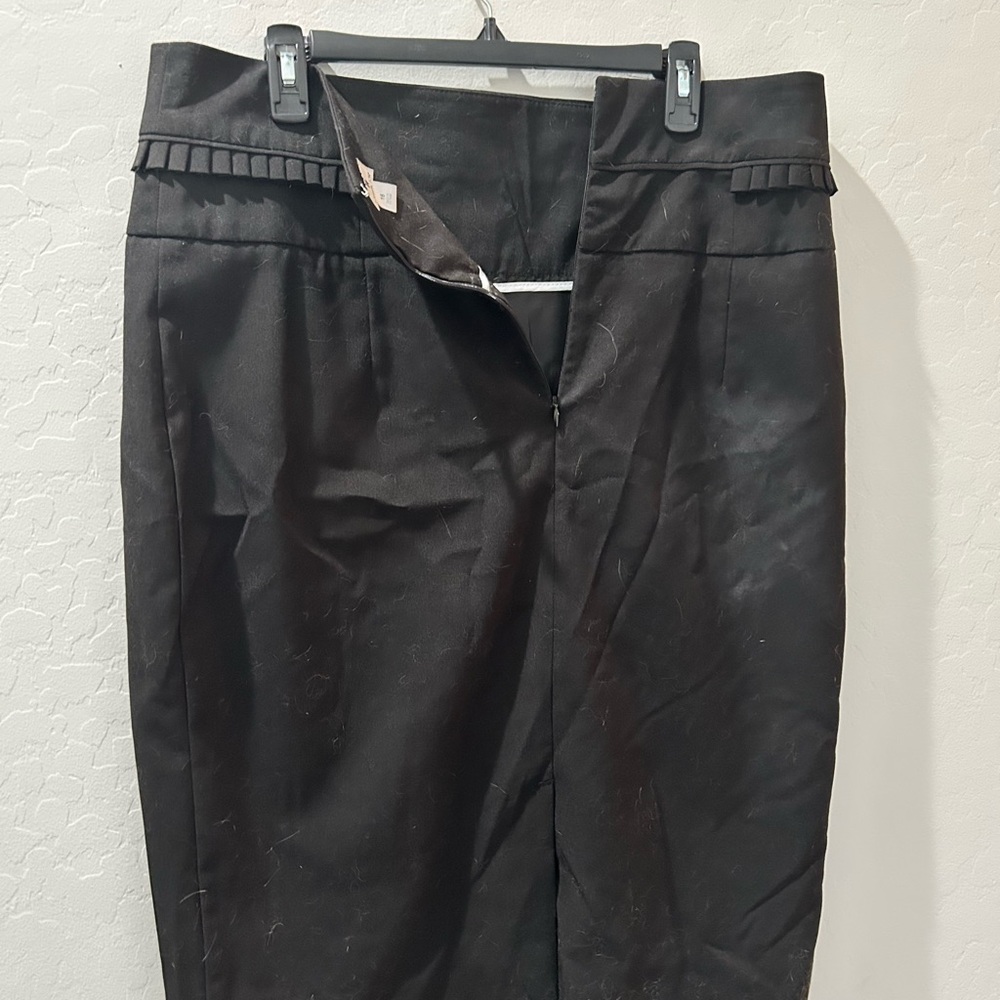 Worthington Elegant Black Midi Skirt